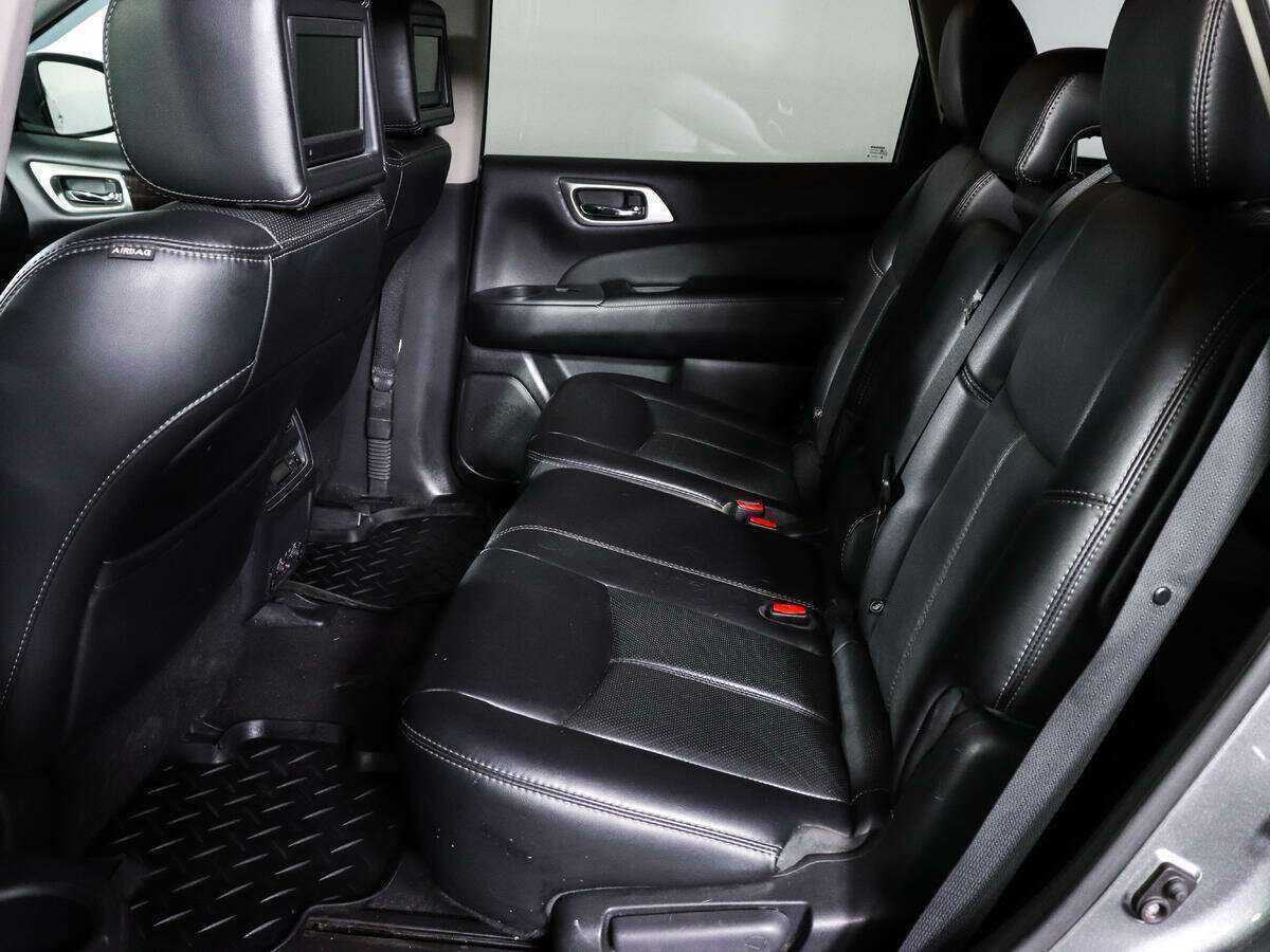 Nissan Pathfinder с пробегом — 2015 год. Фото: #8