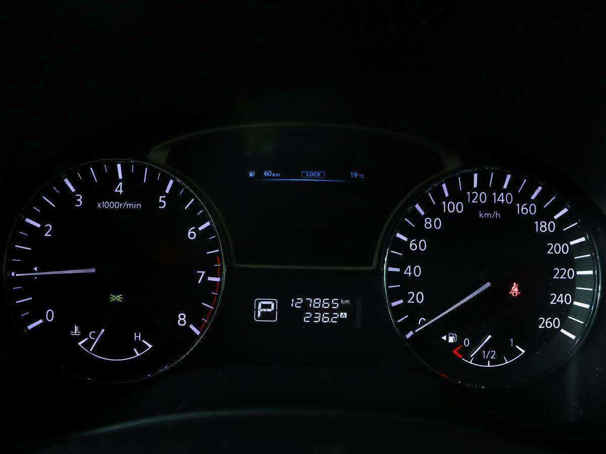 Nissan Pathfinder с пробегом — 2015 год. Фото: #9