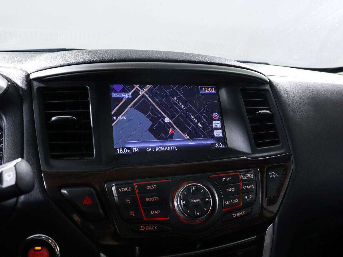 Nissan Pathfinder с пробегом — 2015 год. Фото: #13