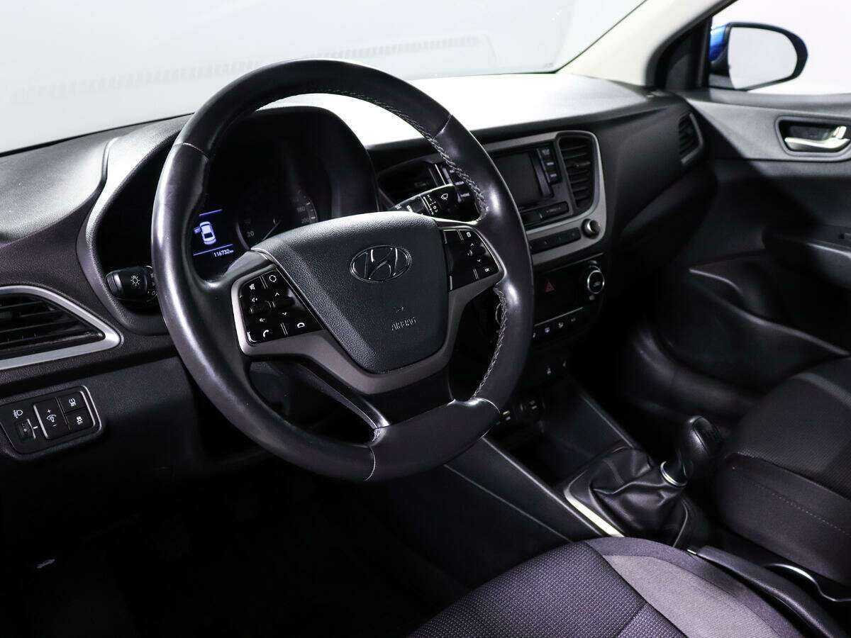 Hyundai Solaris с пробегом — 2017 год. Фото: #11