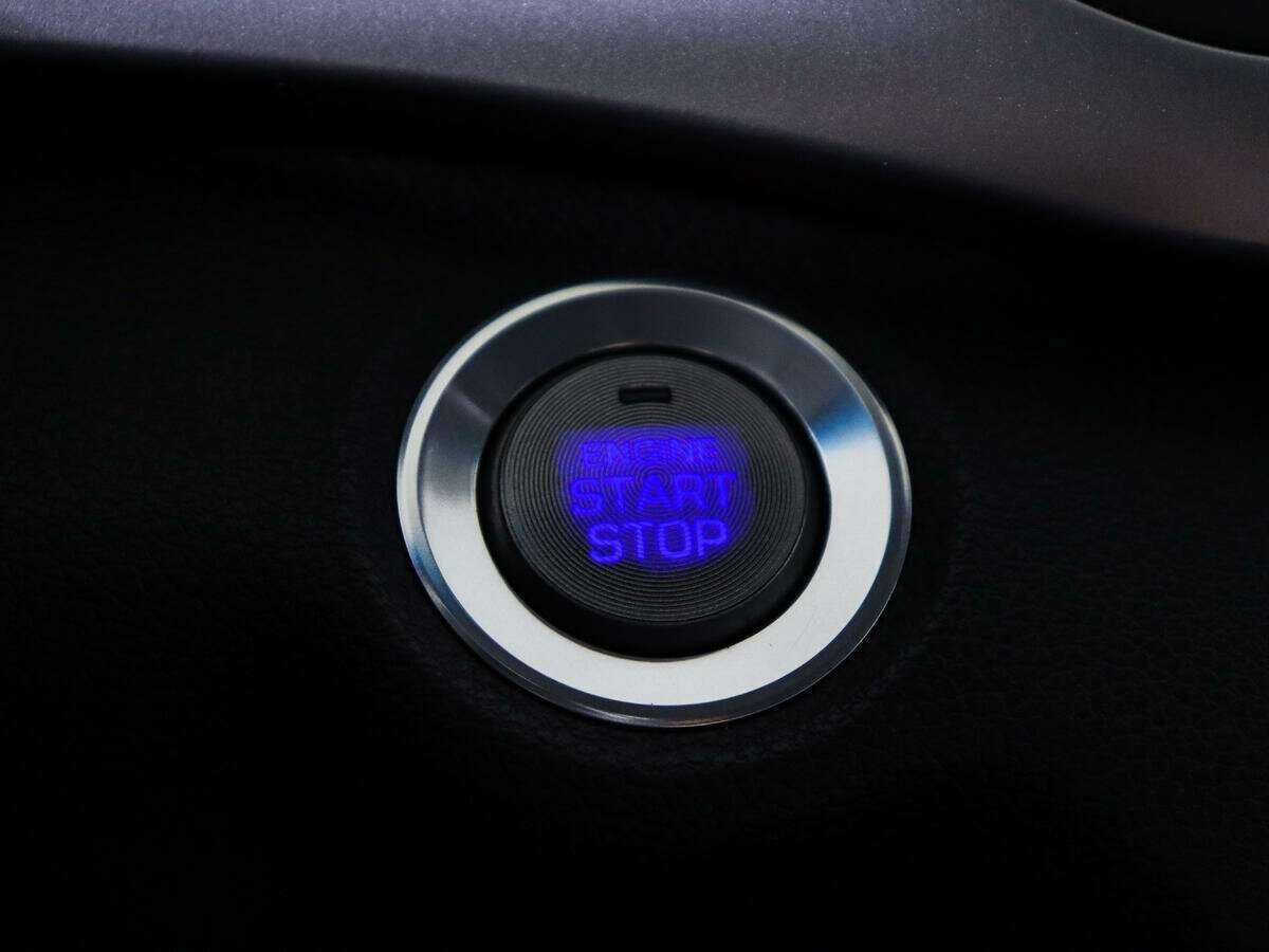 Hyundai Elantra с пробегом — 2018 год. Фото: #11