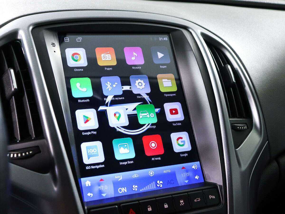 Opel Astra с пробегом — 2013 год. Фото: #15