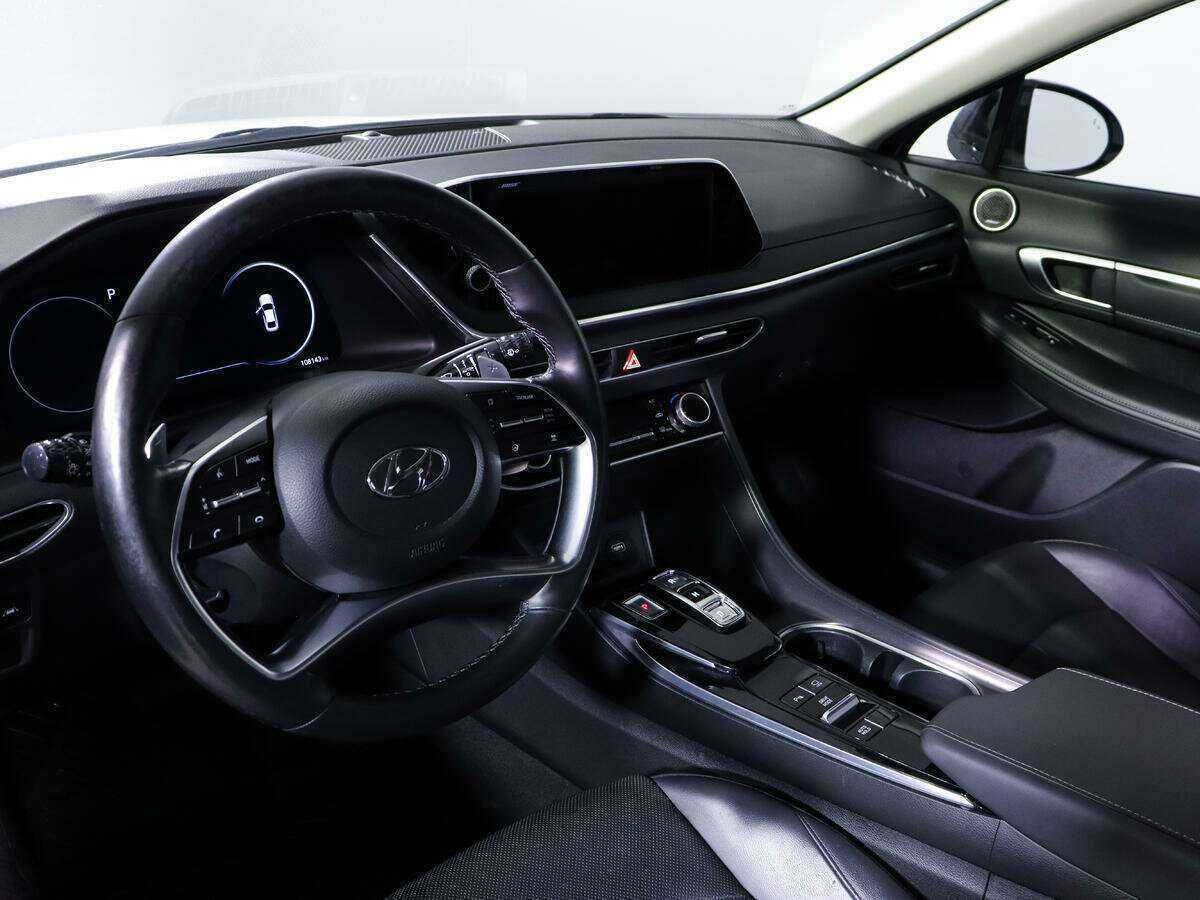 Hyundai Sonata с пробегом — 2020 год. Фото: #13