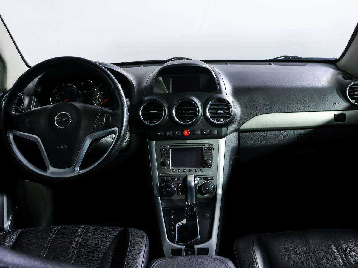 Opel Antara с пробегом — 2014 год. Фото: #9