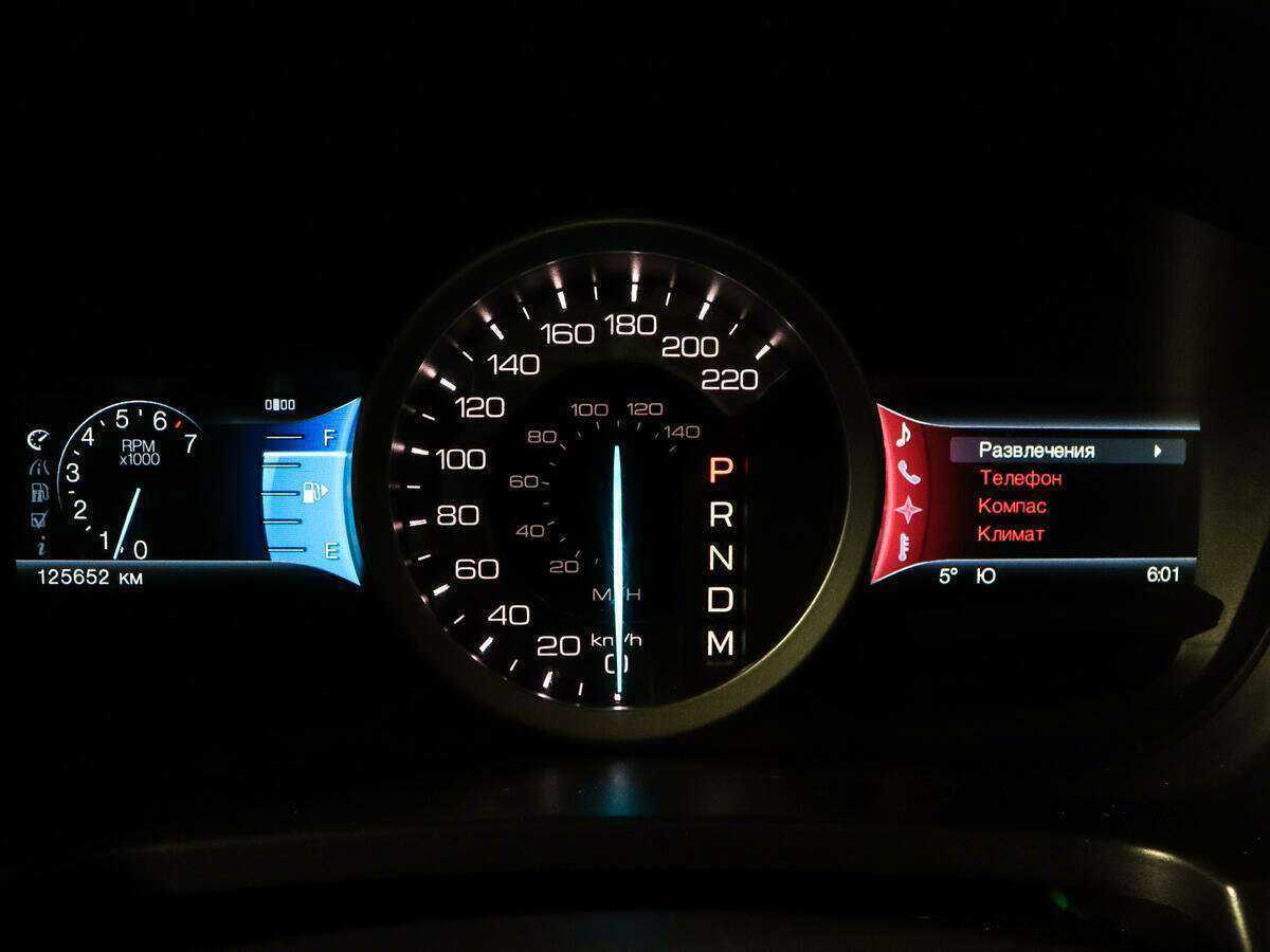 Ford Explorer с пробегом — 2012 год. Фото: #7