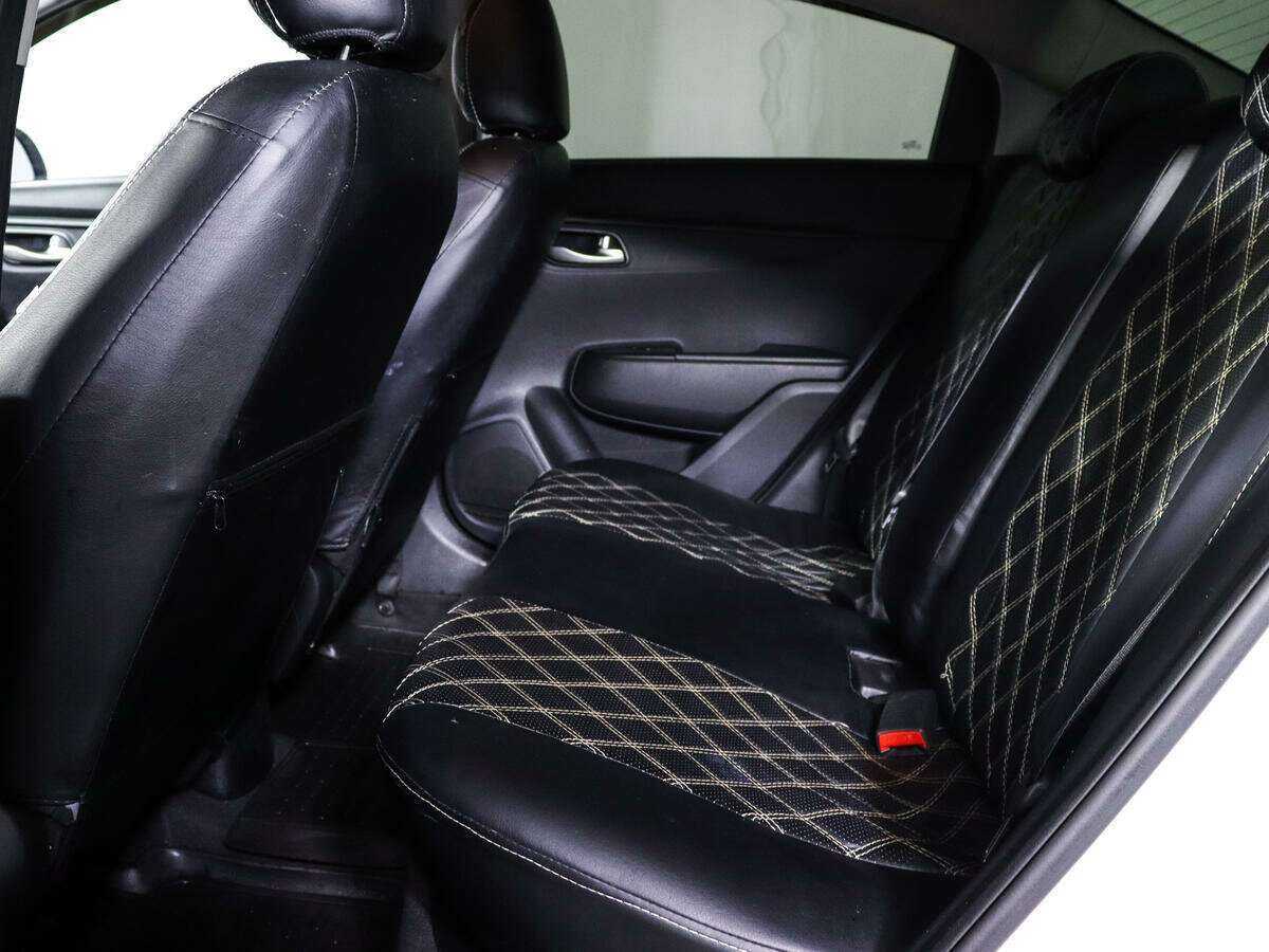 Kia Rio с пробегом — 2021 год. Фото: #7