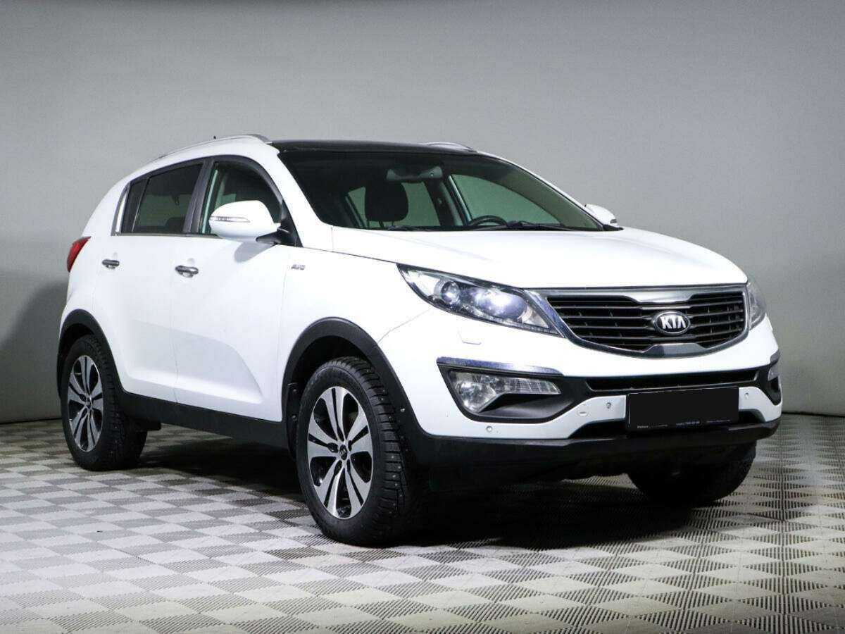 Kia Sportage с пробегом — 2012 год. Фото: #2