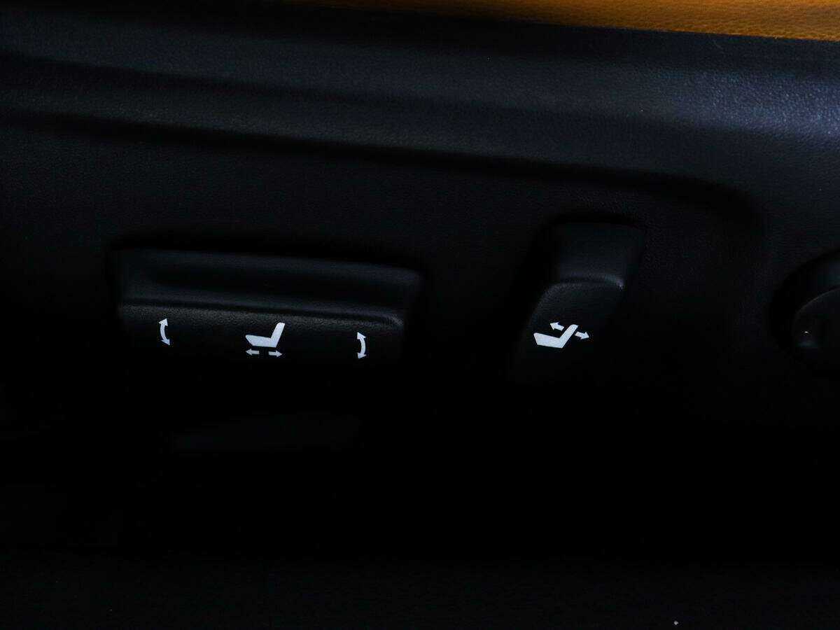 Toyota Camry с пробегом — 2016 год. Фото: #19