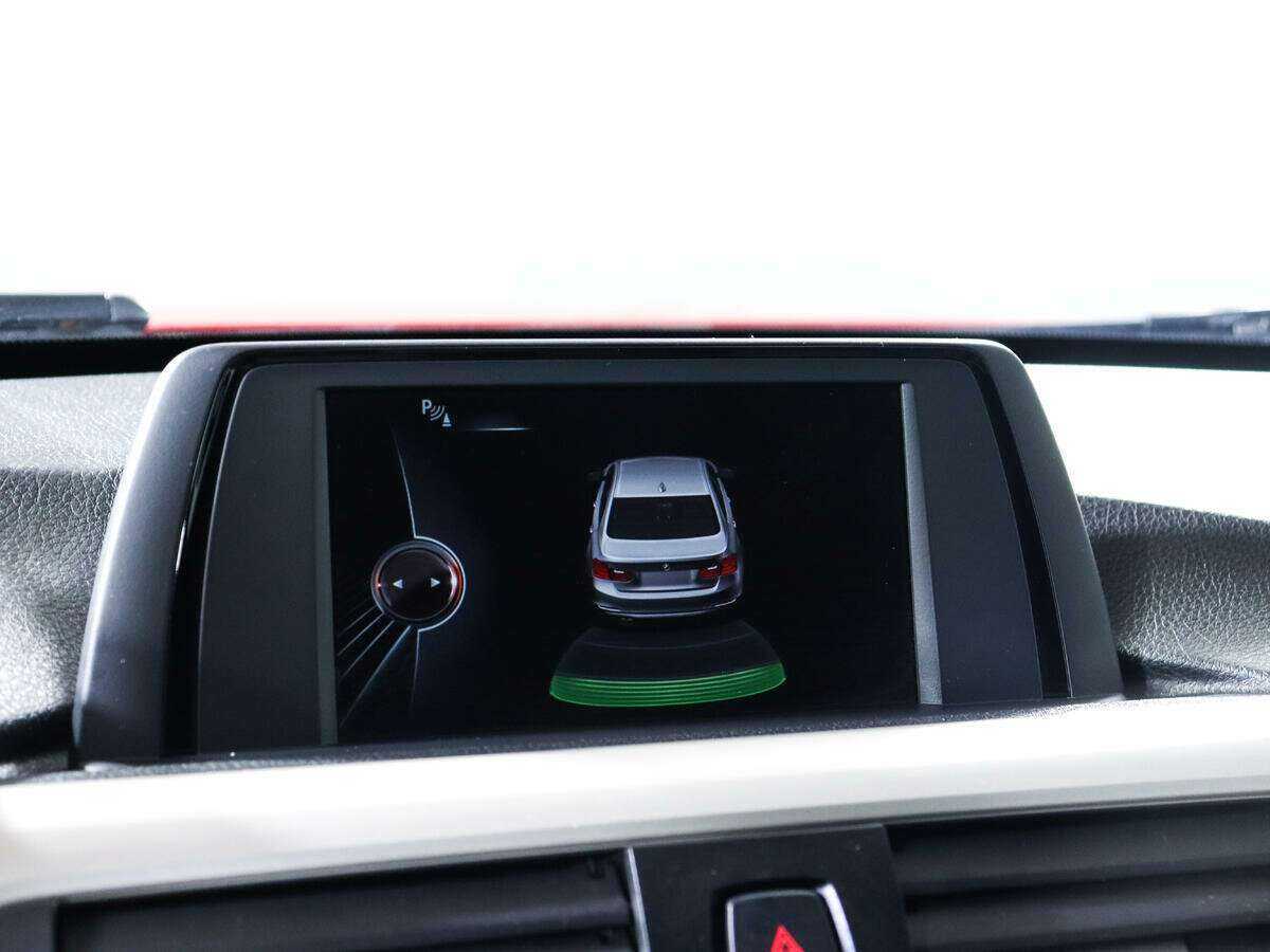 BMW 3 серии с пробегом — 2014 год. Фото: #13