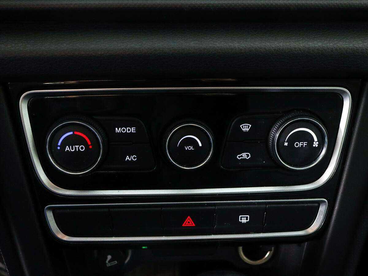 Chery Tiggo 3 с пробегом — 2017 год. Фото: #14