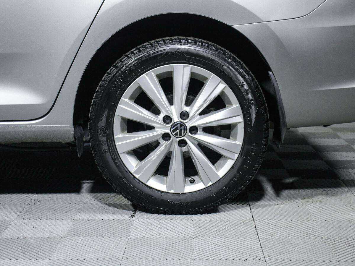 Volkswagen Polo с пробегом — 2021 год. Фото: #12