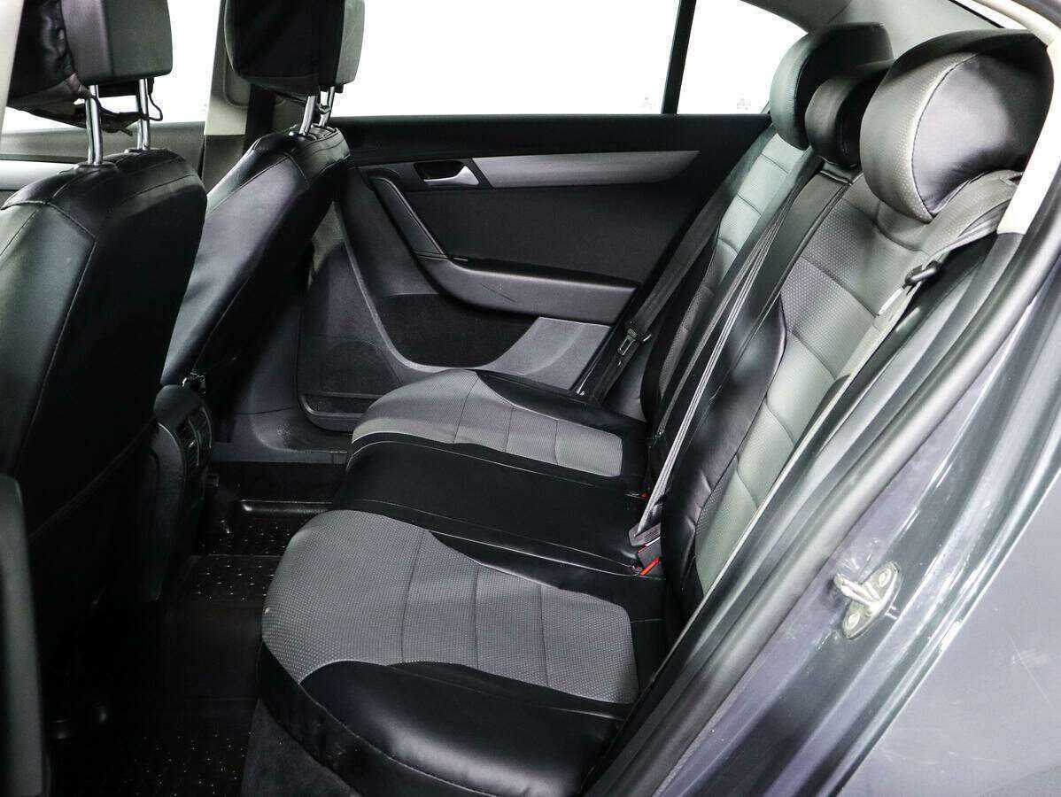 Volkswagen Passat с пробегом — 2014 год. Фото: #7