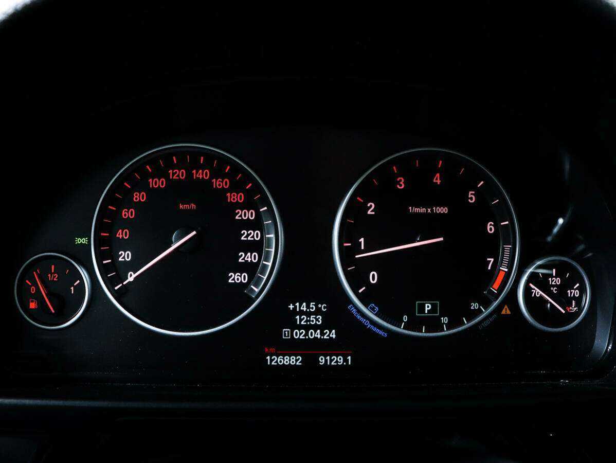 BMW 5 серии с пробегом — 2013 год. Фото: #8