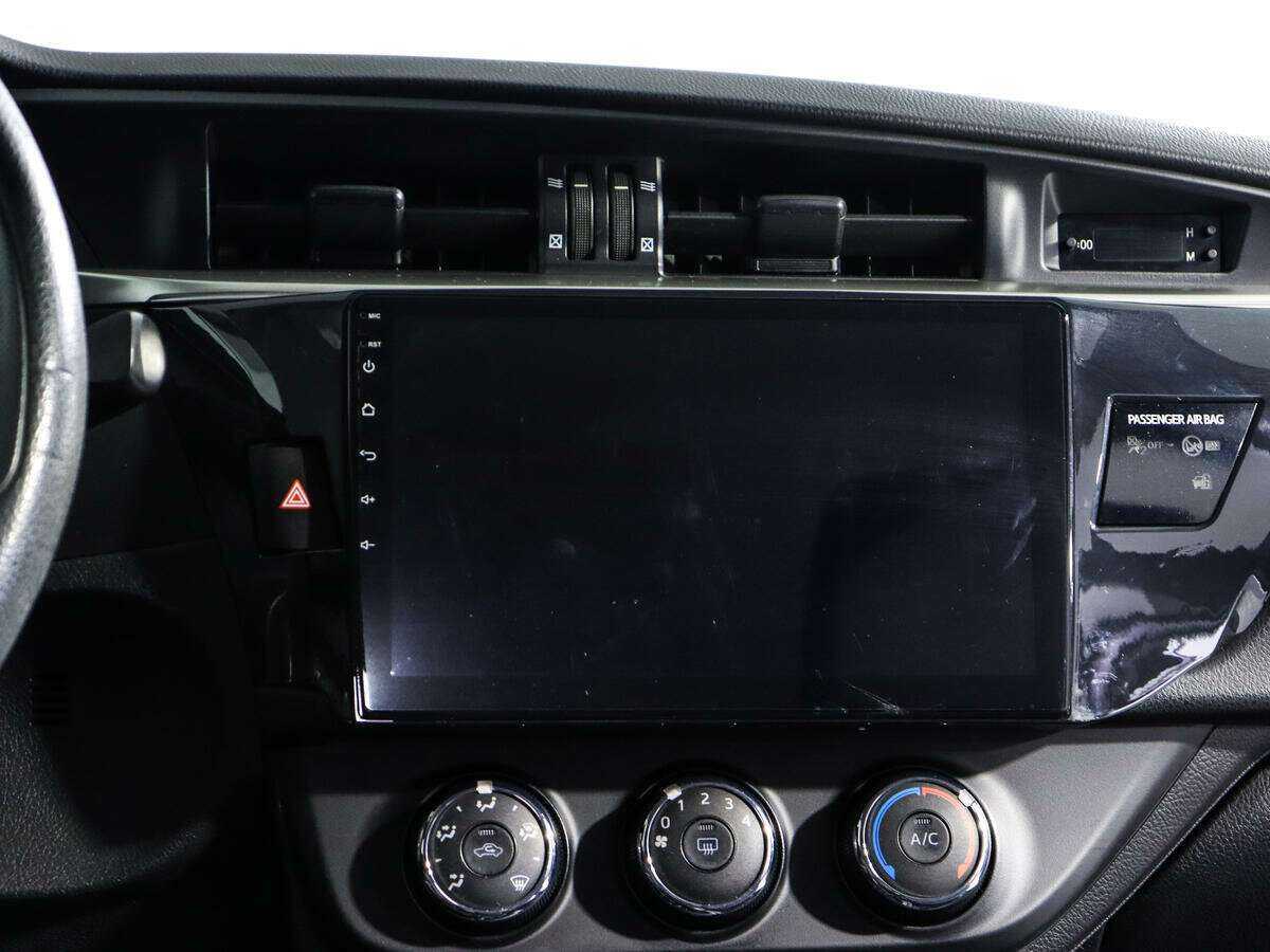 Toyota Corolla с пробегом — 2013 год. Фото: #9