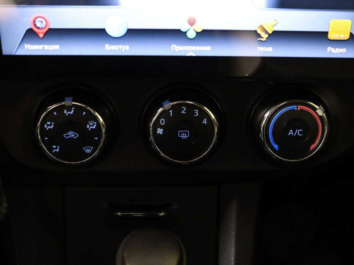 Toyota Corolla с пробегом — 2013 год. Фото: #15