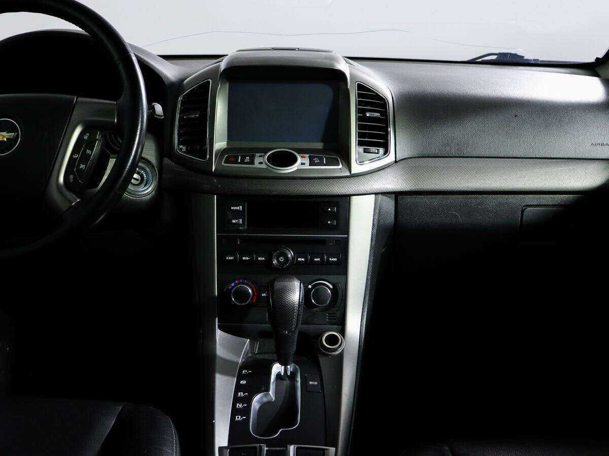 Chevrolet Captiva с пробегом — 2013 год. Фото: #10