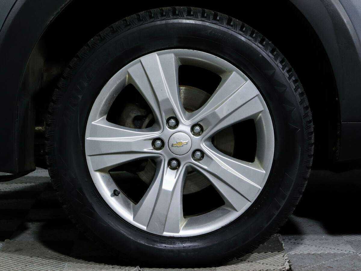 Chevrolet Captiva с пробегом — 2013 год. Фото: #17