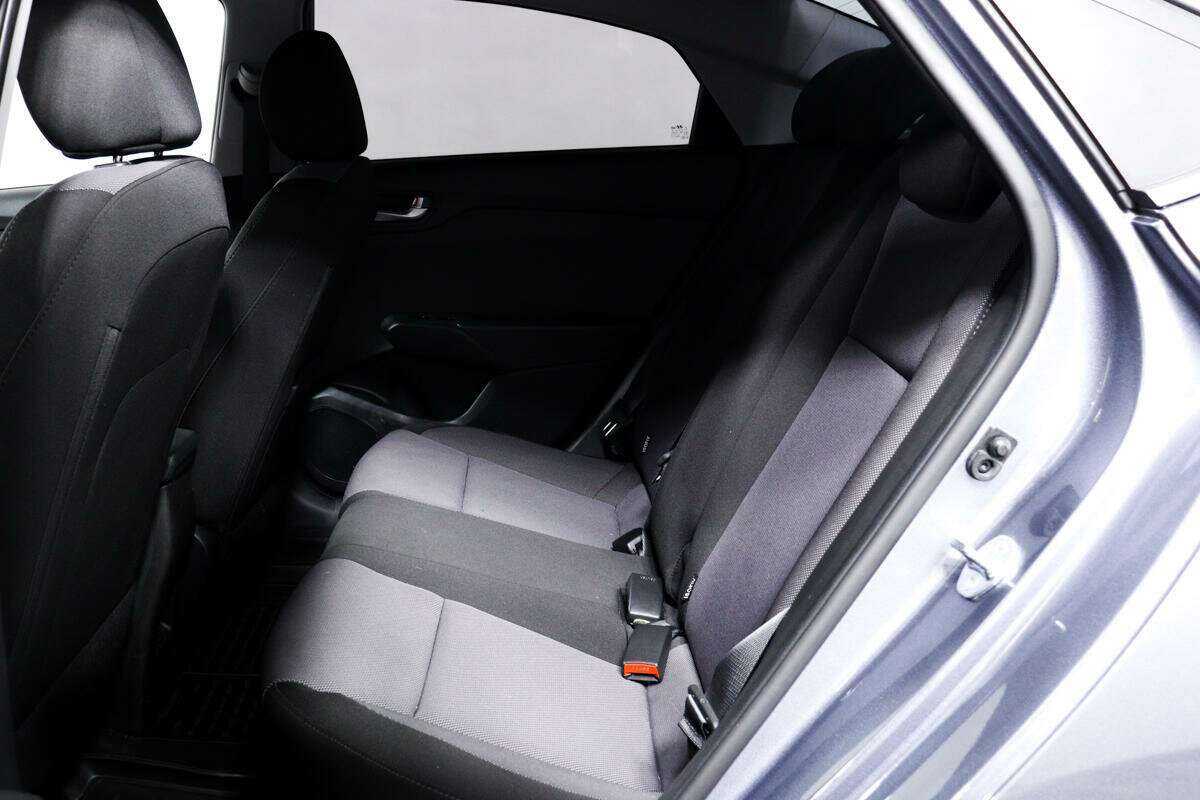 Hyundai Solaris с пробегом — 2020 год. Фото: #11