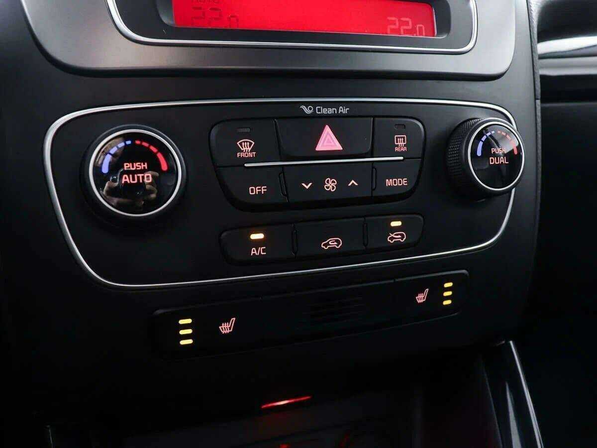 Kia Sorento с пробегом — 2016 год. Фото: #17