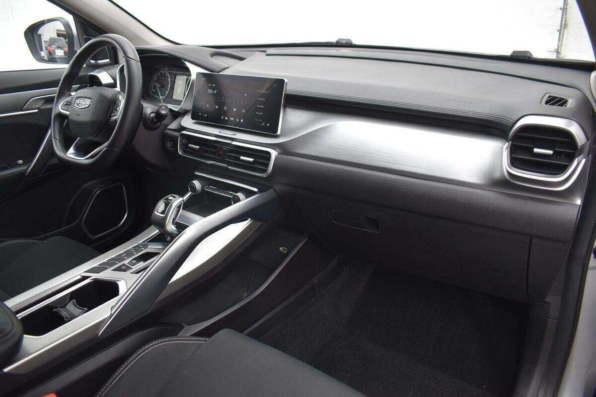 Geely Coolray с пробегом — 2021 год. Фото: #8