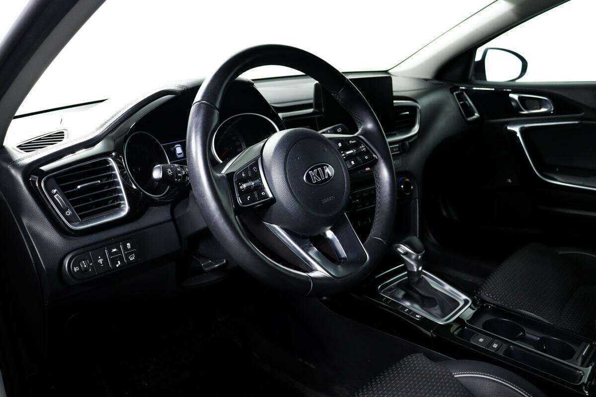 Kia Ceed с пробегом — 2019 год. Фото: #12