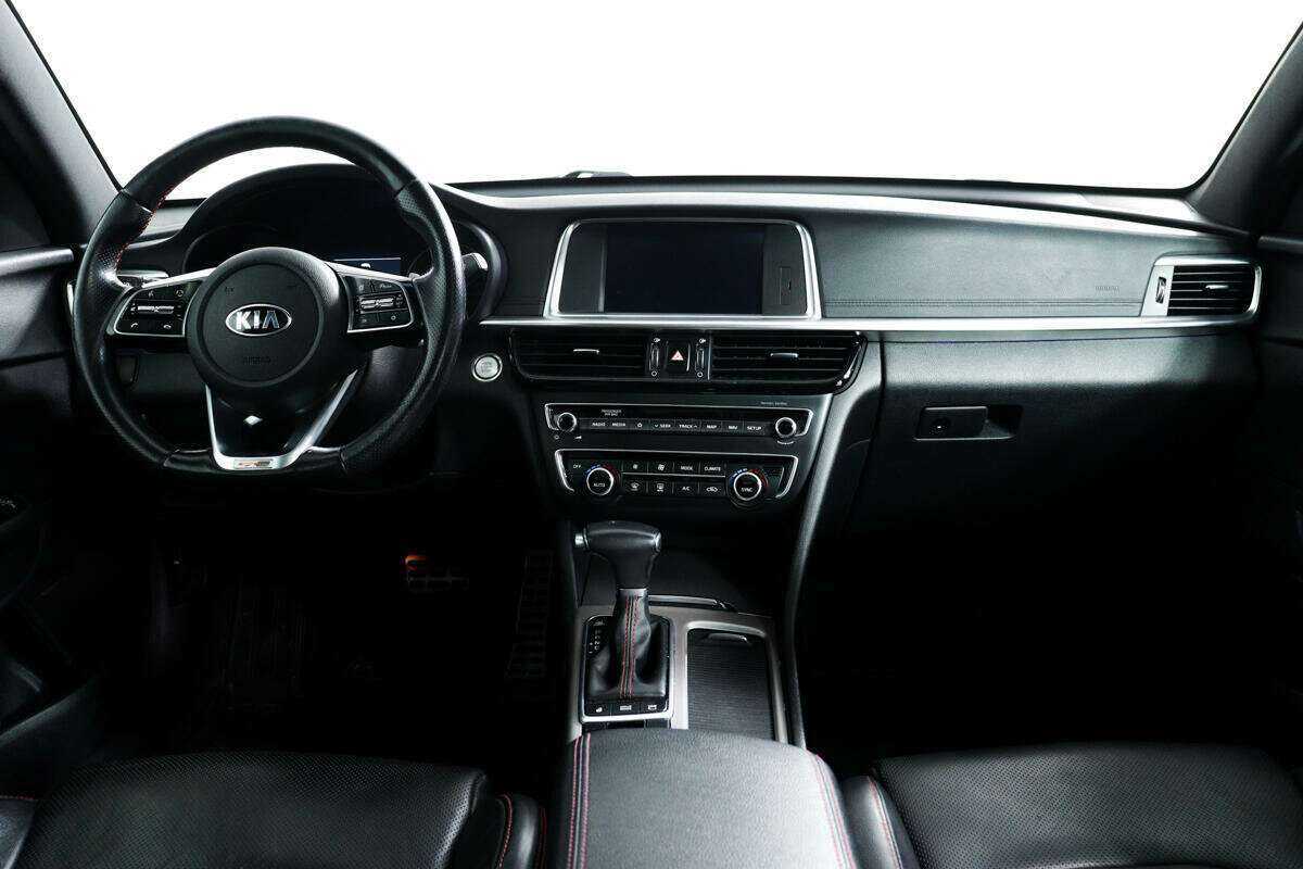 Kia Optima с пробегом — 2018 год. Фото: #10