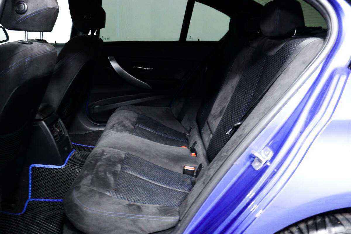 BMW 3 серии с пробегом — 2015 год. Фото: #11