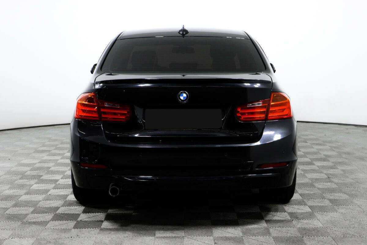 BMW 3 серии с пробегом — 2012 год. Фото: #5