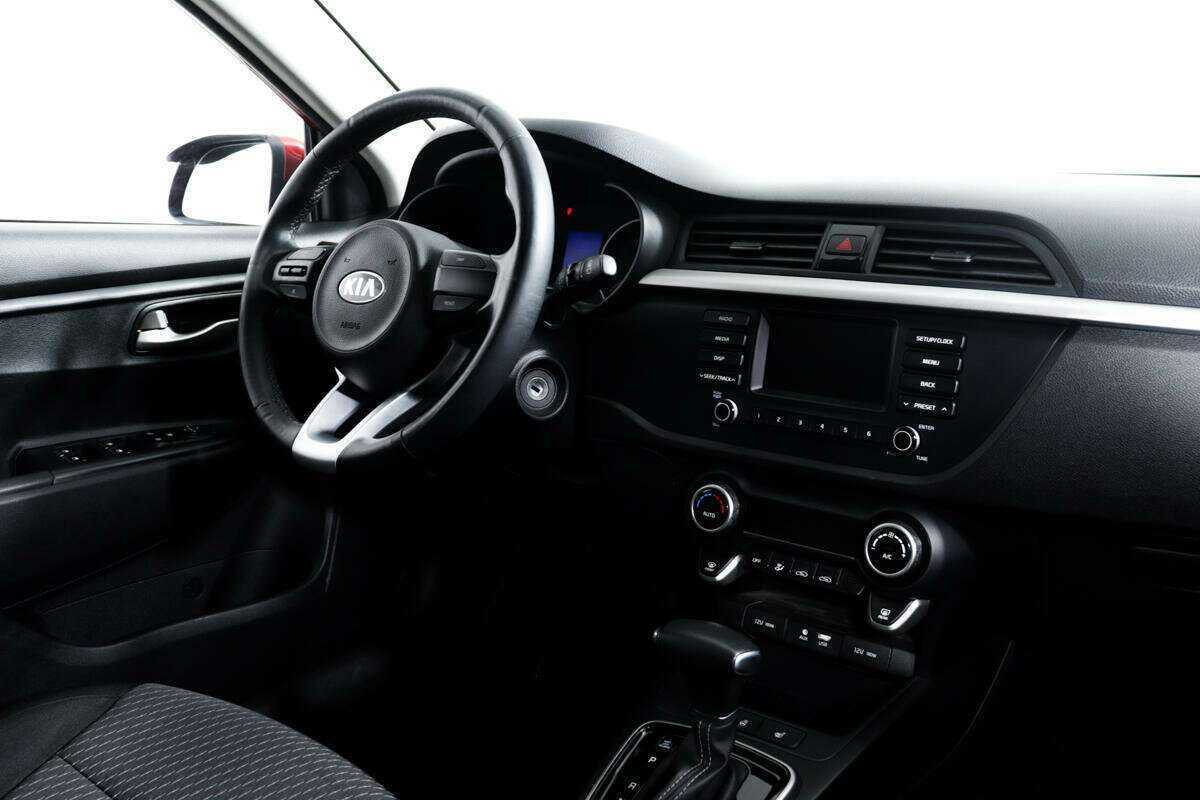 Kia Rio с пробегом — 2018 год. Фото: #8