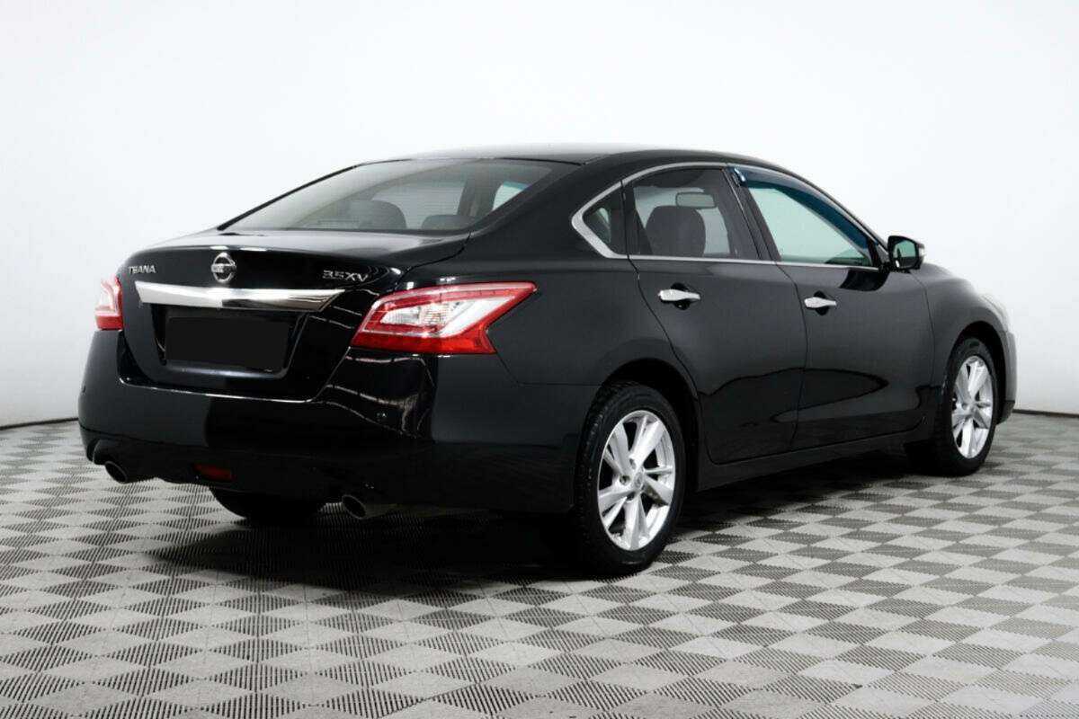 Nissan Teana с пробегом — 2015 год. Фото: #4