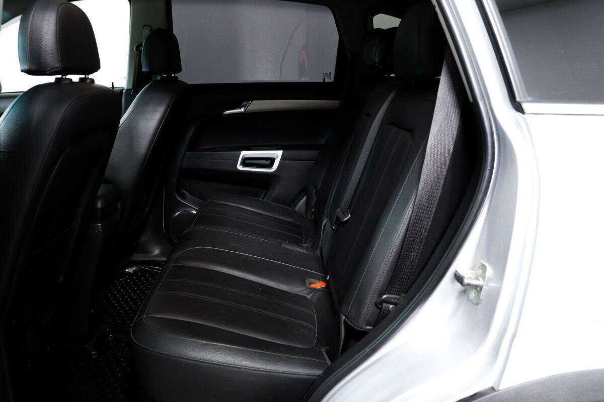 Opel Antara с пробегом — 2014 год. Фото: #11