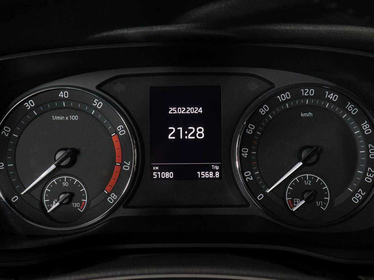 Skoda Octavia с пробегом — 2021 год. Фото: #7