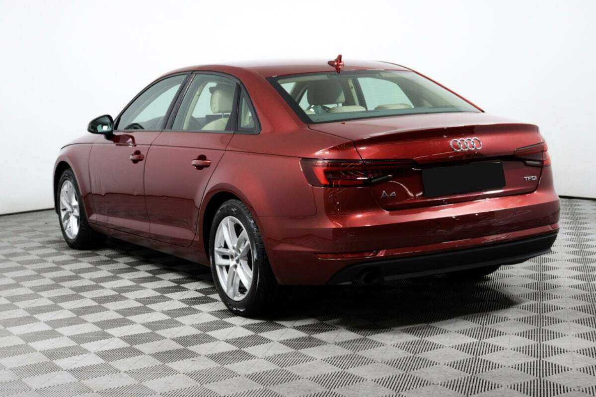 Audi A4 с пробегом — 2018 год. Фото: #6