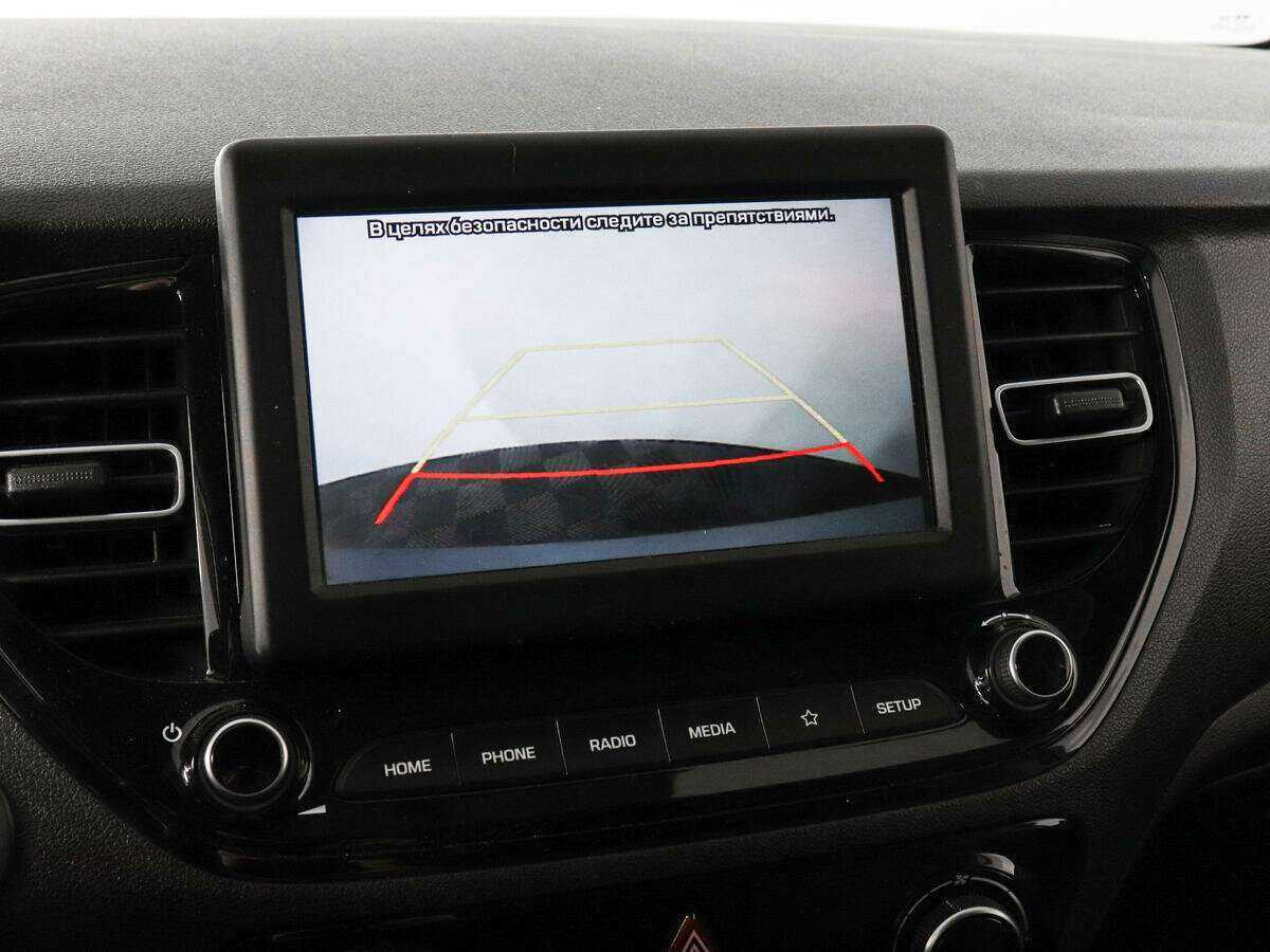 Hyundai Solaris с пробегом — 2020 год. Фото: #10