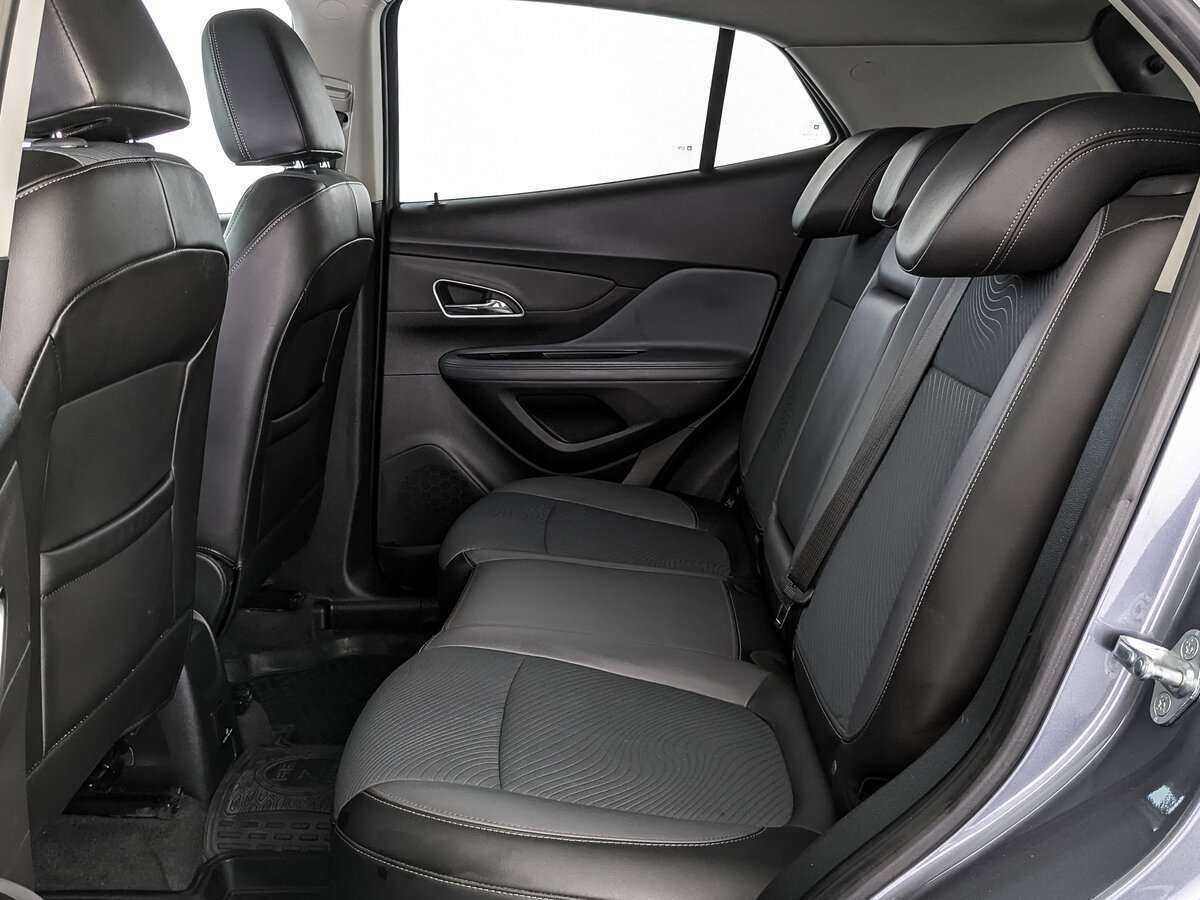 Opel Mokka с пробегом — 2014 год. Фото: #12