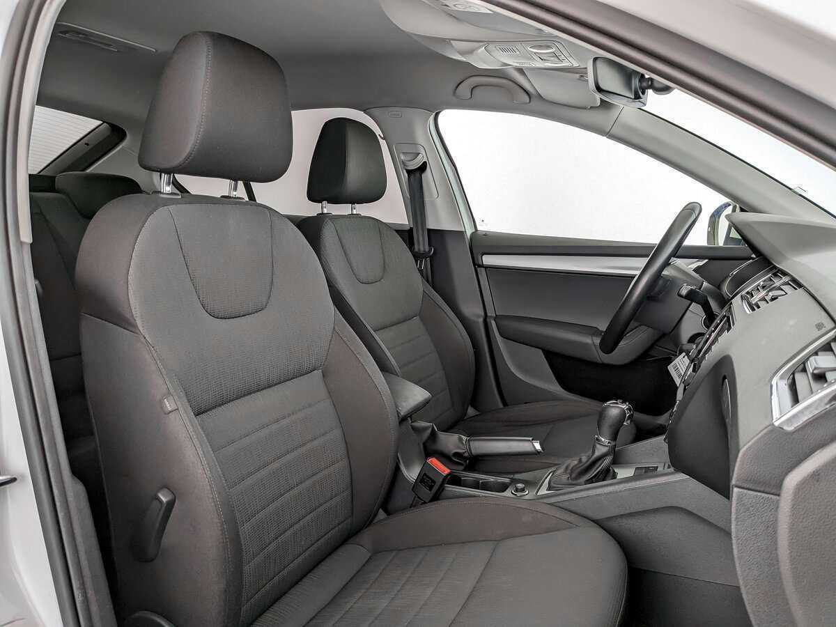 Skoda Octavia с пробегом — 2016 год. Фото: #16