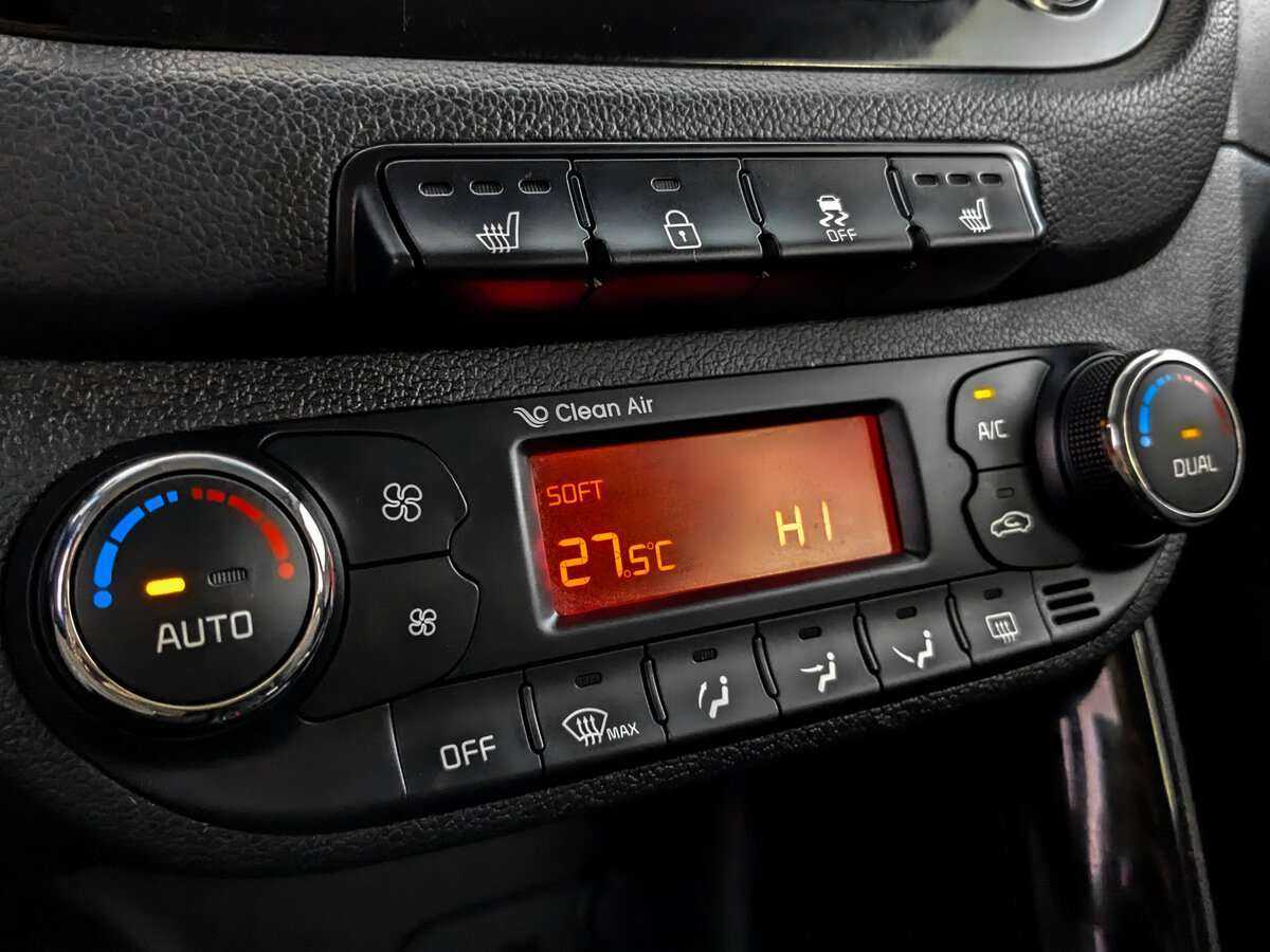 Kia Ceed с пробегом — 2012 год. Фото: #20