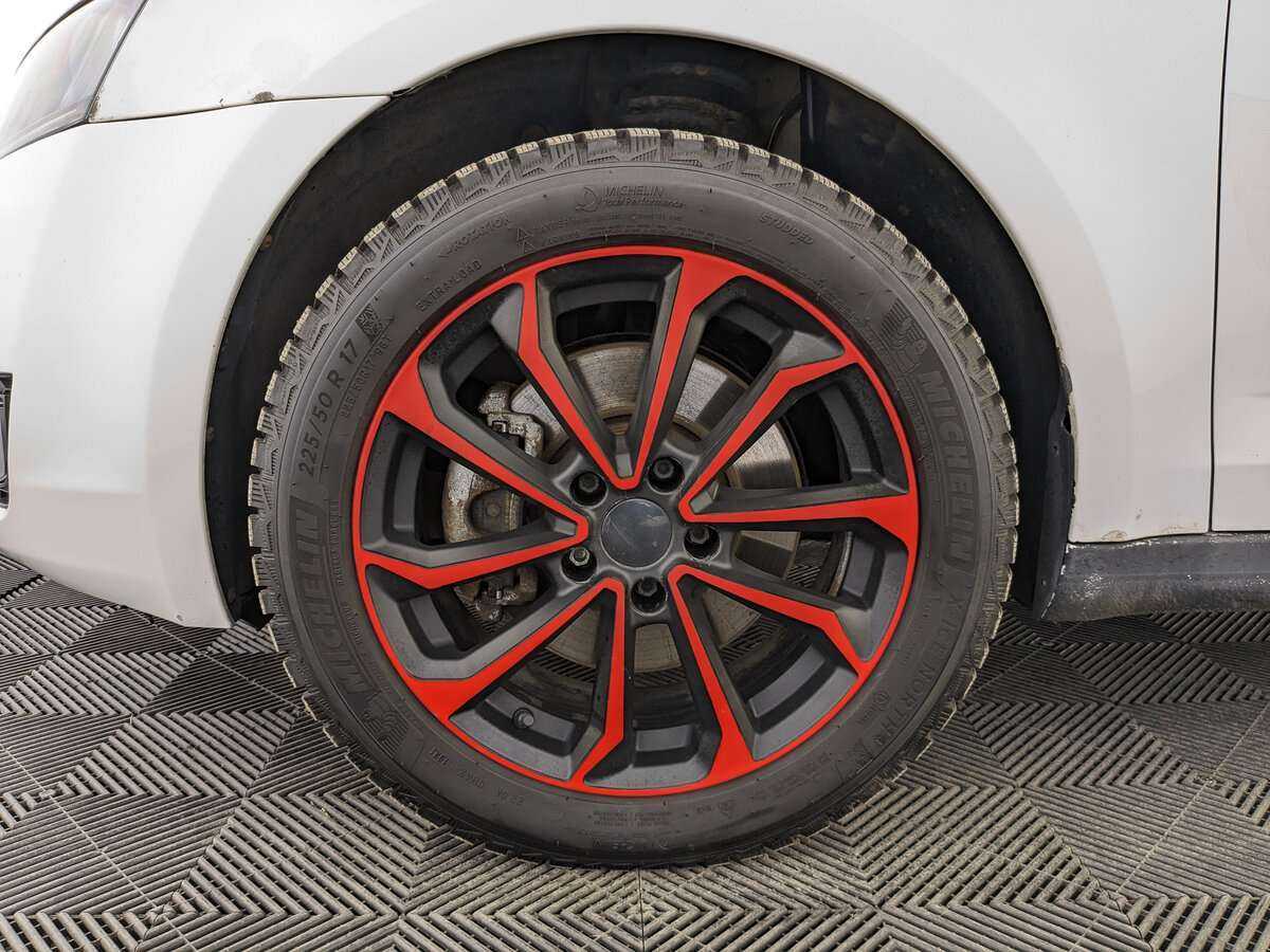 Skoda Octavia с пробегом — 2014 год. Фото: #10