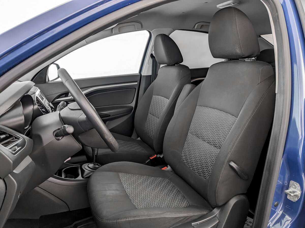 Lada (ВАЗ) Vesta с пробегом — 2017 год. Фото: #15