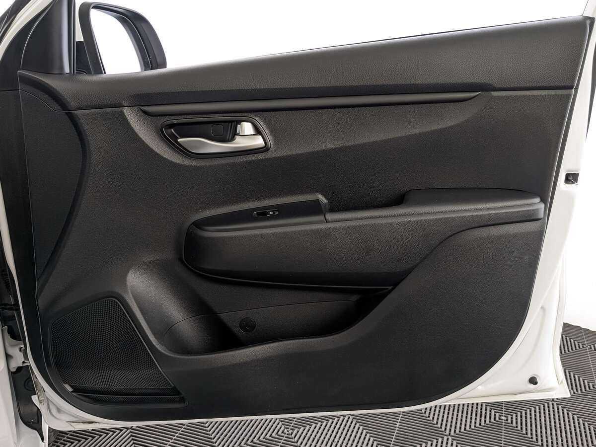 Kia Rio с пробегом — 2021 год. Фото: #20