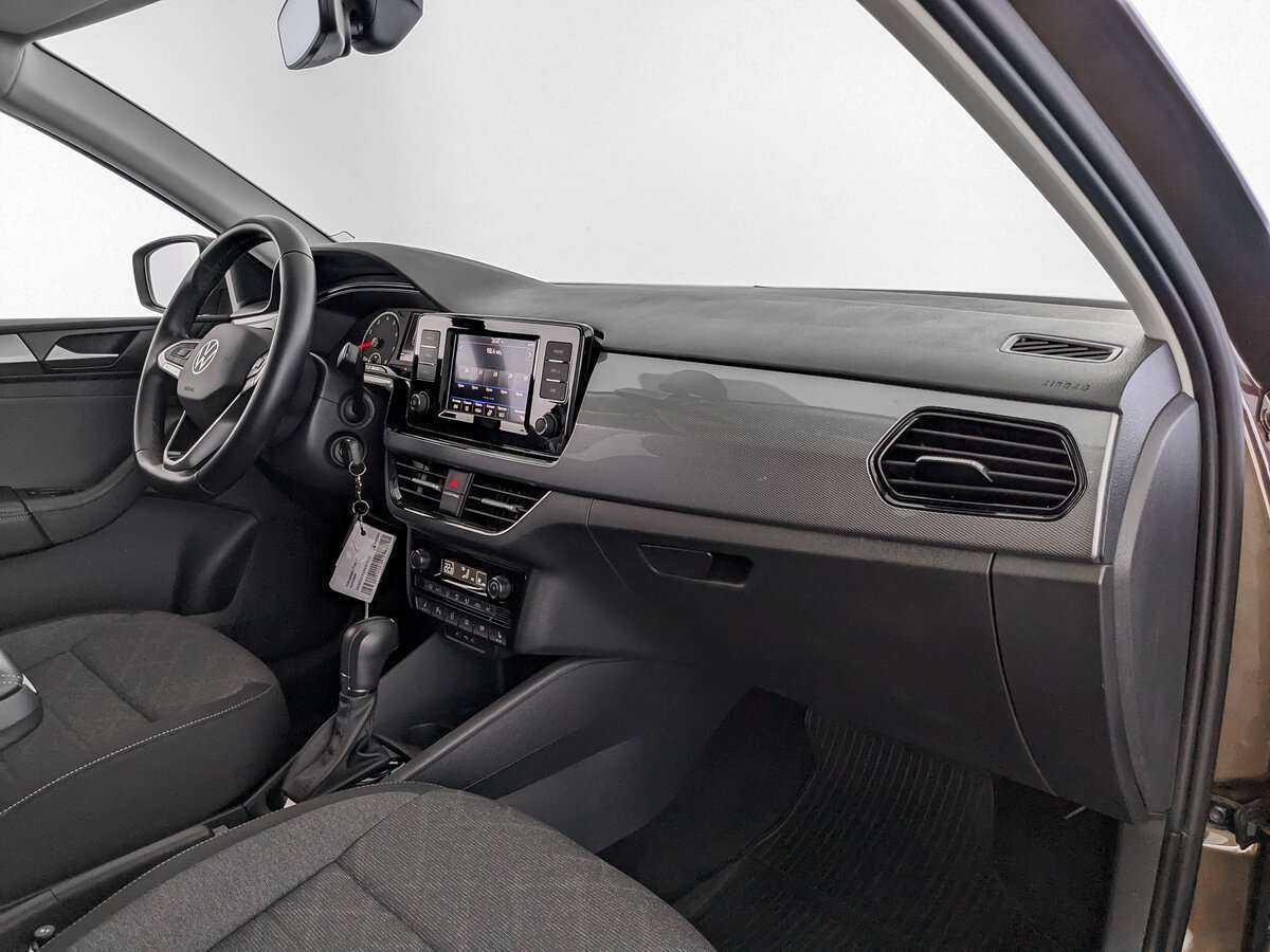 Volkswagen Polo с пробегом — 2021 год. Фото: #8