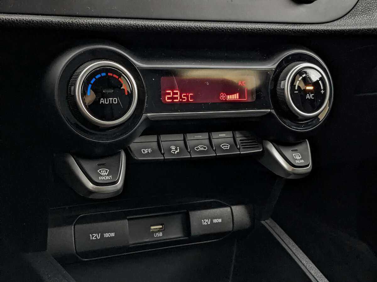 Kia Rio с пробегом — 2021 год. Фото: #20