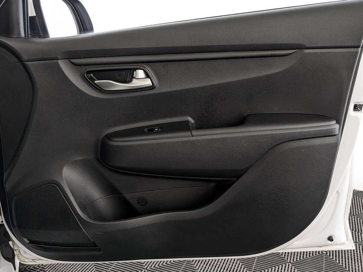 Kia Rio с пробегом — 2021 год. Фото: #20