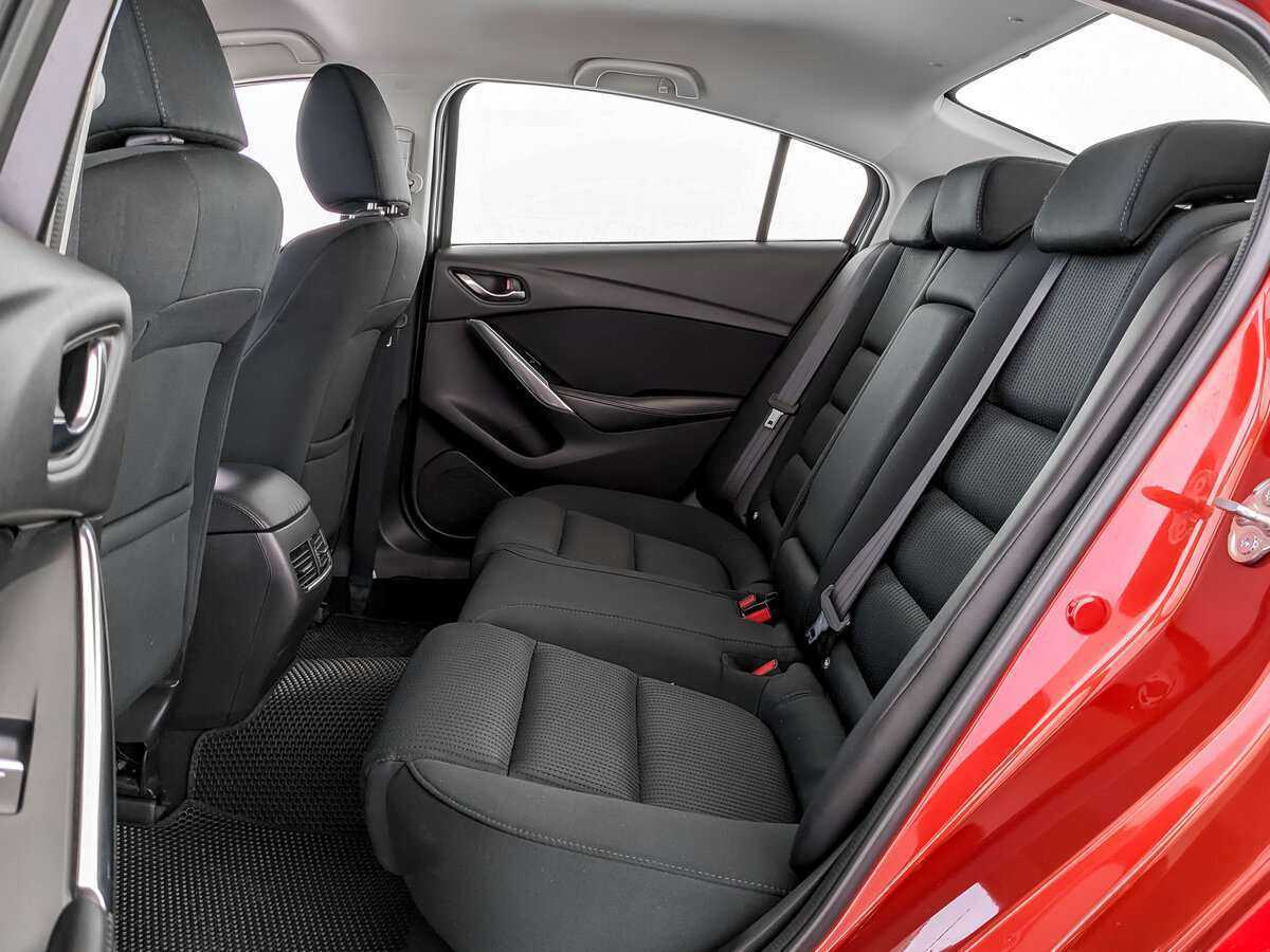 Mazda 6 с пробегом — 2018 год. Фото: #11