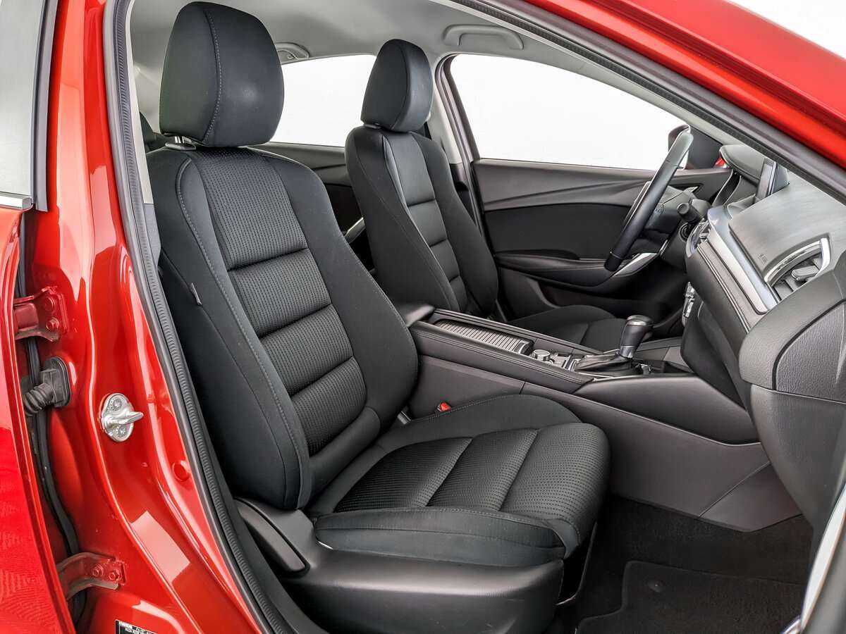 Mazda 6 с пробегом — 2018 год. Фото: #22