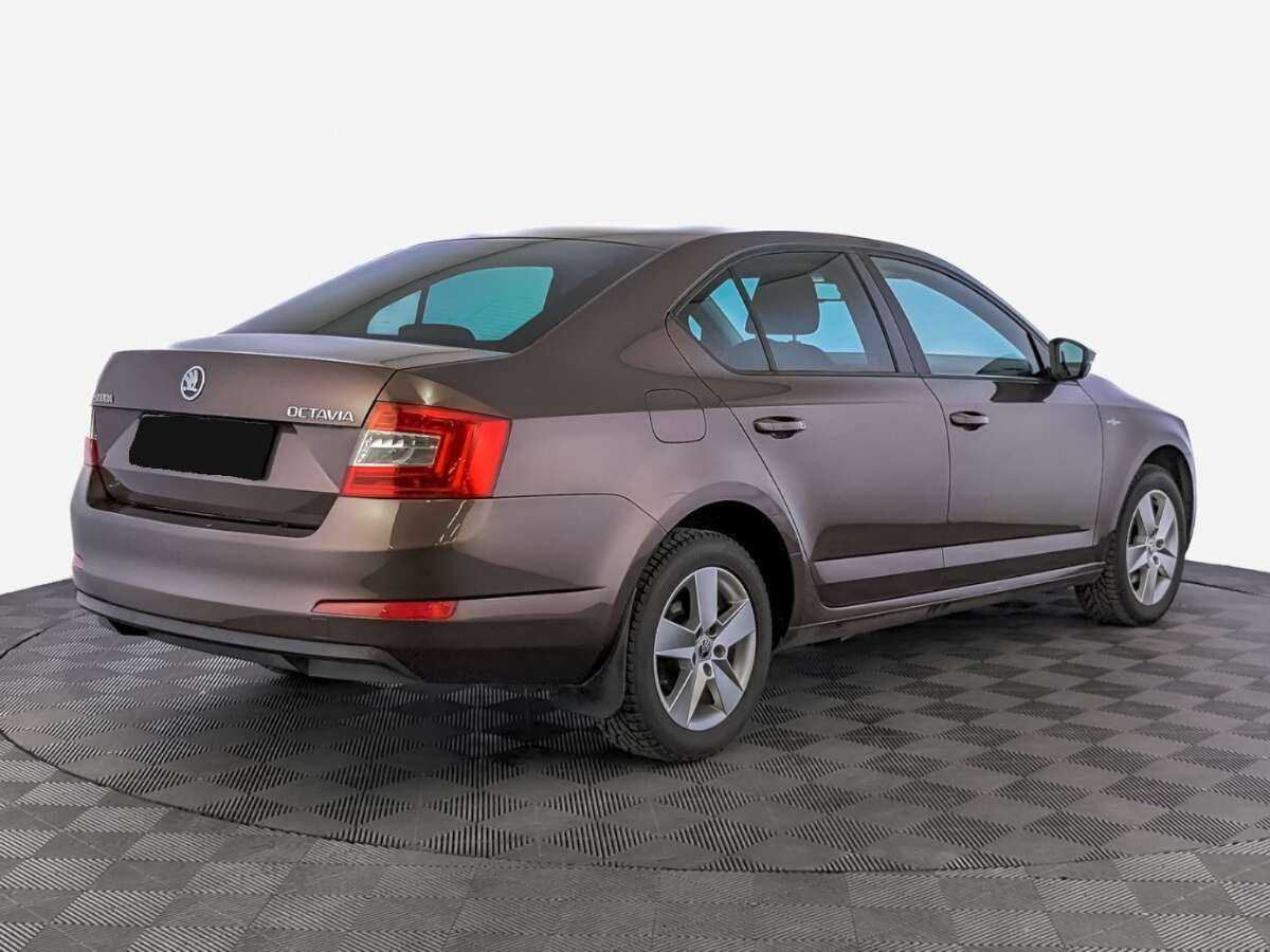 Skoda Octavia с пробегом — 2016 год. Фото: #4