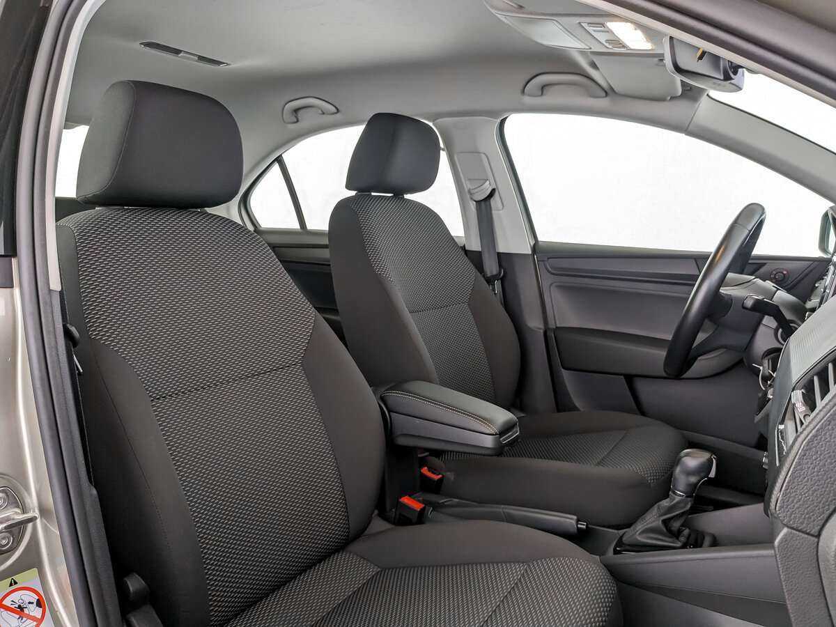 Volkswagen Polo с пробегом — 2020 год. Фото: #21