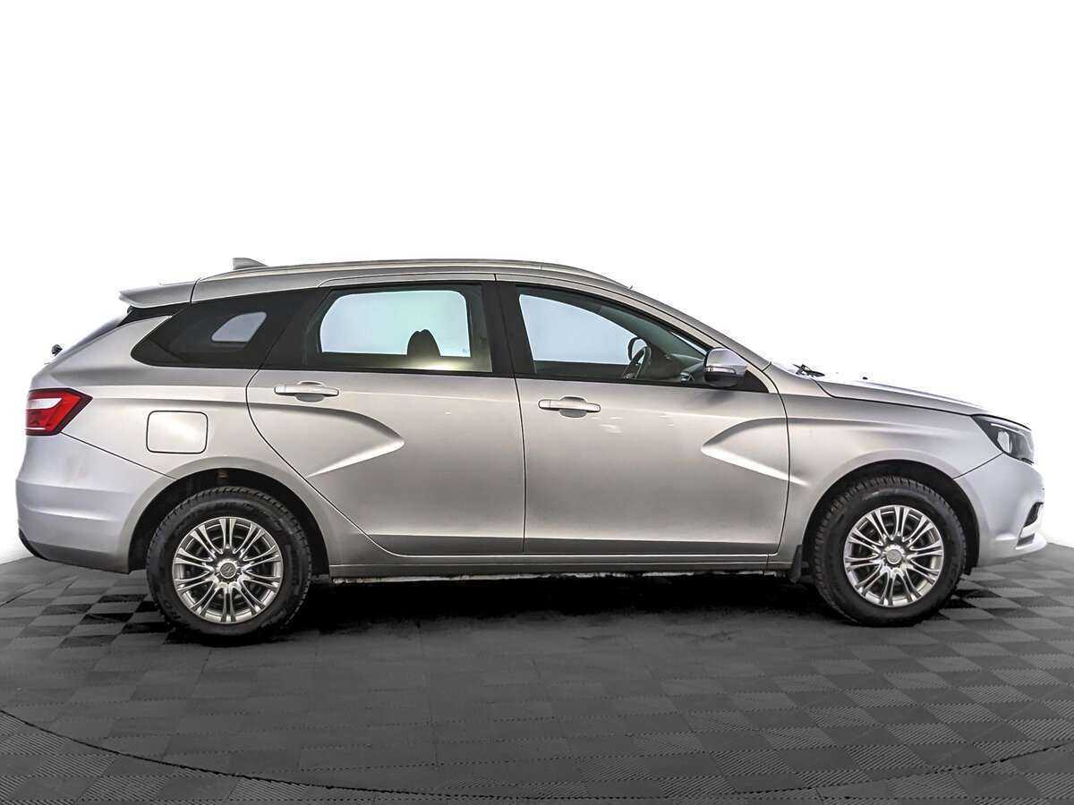 Lada (ВАЗ) Vesta с пробегом — 2021 год. Фото: #3