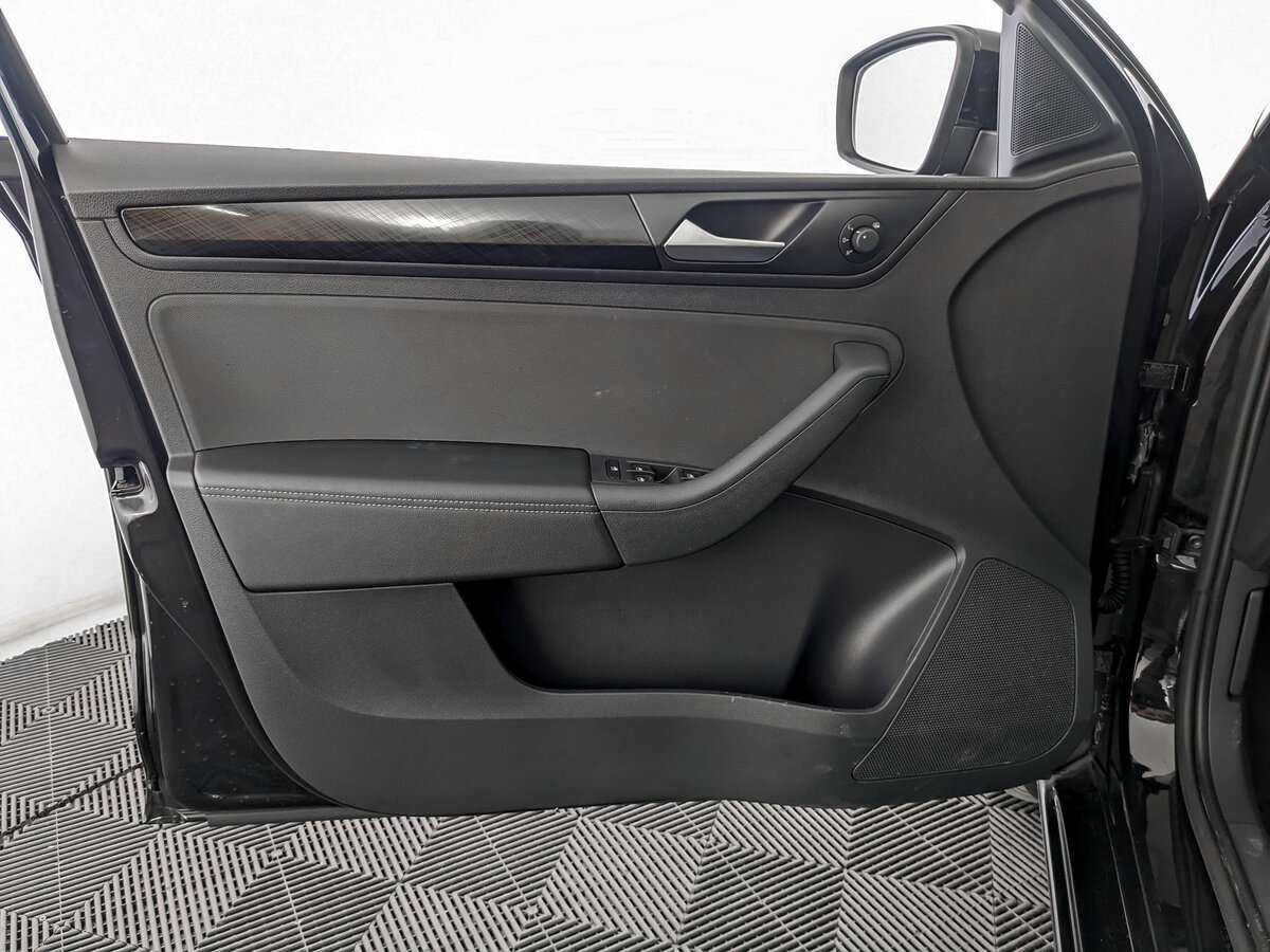 Volkswagen Polo с пробегом — 2022 год. Фото: #14