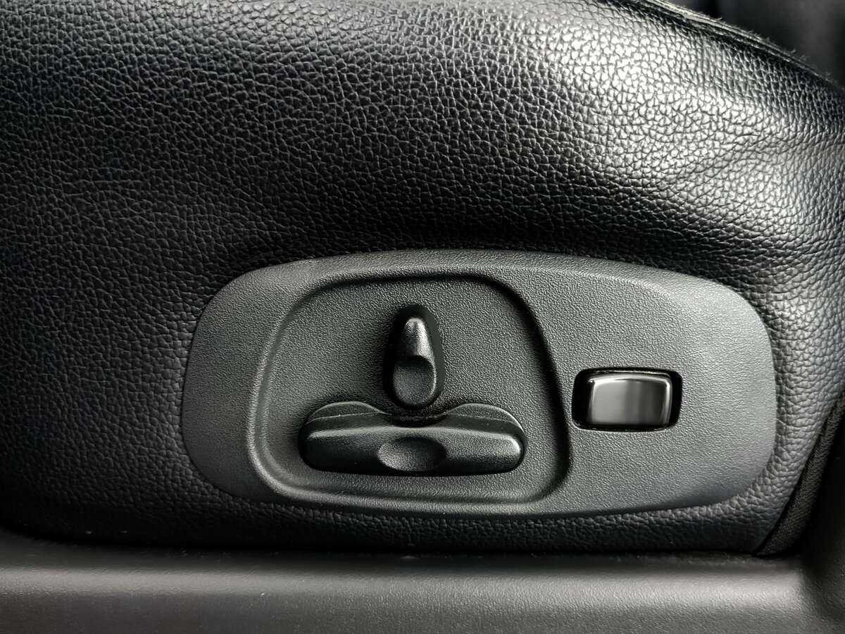 Mitsubishi Pajero с пробегом — 2013 год. Фото: #26